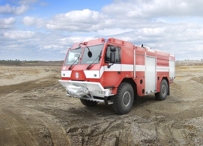 Новый автомобиль TATRA 4х4 для пожарных Хренско